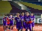 para-pemain-persita-tangerang-merayakan-kemenangan-dari-dewa-united.jpg