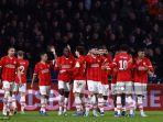 para-pemain-psv-eindhoven-merayakan-golnya.jpg