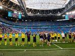 para-pemain-swedia-merayakan-kemenangan-dalam-pertandingan-sepak-bola-grup-e-uefa-euro-2020.jpg