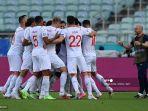 para-pemain-swiss-merayakan-gol-pembuka-mereka-selama-pertandingan.jpg