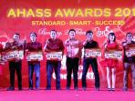 para-pemenang-ahass-awards-ke-8-tahun-2016_20160301_165258.jpg