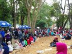 para-pengunjung-membludak-pada-hari-terakhir-asian-festival_20180902_153130.jpg
