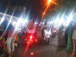 para-pengunjung-tumpah-ruah-di-pasar-mala.jpg