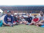 para-pengurus-komunitas-remaja-batik.jpg