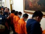 para-tersangka-klinik-aborsi-di-menteng_20160224_114236.jpg