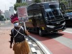 parade-budaya-dukung-otsus-papua_20210301_215322.jpg