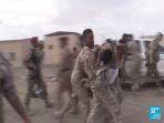 parade-militer-yaman-kalang-kabut-setelah-diserang-oleh-drone-pemberontak-houthi.jpg