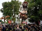 parade-ogoh-ogoh-di-denpasar_20220302_224521.jpg