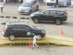 parade-test-drive-pengunjung-pameran-iims-2016_20160410_204931.jpg