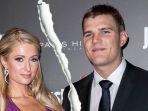 paris-hilton-dan-chris-zylka.jpg