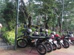 parkir-liar-di-taman-potret-cikokol_20170529_155454.jpg