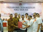 partai-garuda-menyerahkan-daftar-nama-calon-legislatif-dpr-ri_20180717_194704.jpg