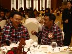 pasangan-ahok-djarot-hadiri-jamuan-makan-berbayar_20161130_125613.jpg