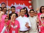 pasangan-calon-anies-baswedan-sandiaga-uno-menghadiri-acara-deklarasi-relawan-perempuan_20161219_120016.jpg