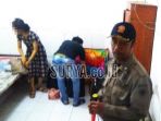 pasangan-muda-mudi-terciduk-sedang-berduaan-di-kamar-hotel-di-mojokerto_20180704_111527.jpg