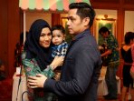pasangan-selebritis-dude-harlino-dan-alyssa-soebandono_20151218_143901.jpg