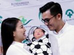 pasangan-tya-ariestya-dan-irfan-ratinggang-melahirkan-anak-perta_20160807_175629.jpg