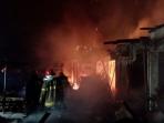 pasar-cimindi-kota-cimahi-terbakar_20160206_082027.jpg