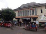 pasar-gede-hardjonagoro-kota-solo-difoto-minggu-1732024.jpg