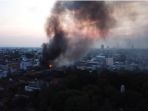 pasar-legi-solo-terbakar_20181029_185702.jpg