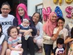 pasha-ungu-dan-anak-anaknya_20180326_175638.jpg