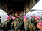pasukan-marinir-berangkat-ke-riau-bantu-padamkan-kebakaran-hutan_20151030_101349.jpg