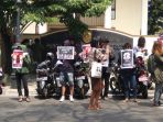 pasukan-penegak-demokrasi-demo_20180807_140111.jpg