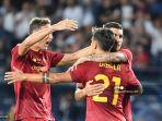 paulo-dybala-bakc-merayakan-gol-pertama-timnya-bersama-rekan-rekan.jpg
