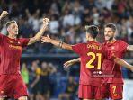 paulo-dybala-belakang-merayakan-gol-pertama-timnya.jpg