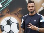 paulo-sergio-moreira-gonzalves-pamain-bhayangkara-fc_20170815_142434.jpg