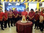 pb-existulang-tahun-ketujuh-banyak-cetak-atlet-bulutangkis-berprestasi_20180401_233809.jpg