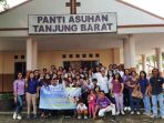 pd-alumni-iisip-jakarta-berbagi-kasih-paskah-di-panti-asuhan-tanjung-barat_20180414_174228.jpg