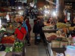 pd-pasar-jaya-terapkan-belanja-daring_20200411_204347.jpg