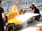 pebalap-renault-kevin-magnussen_20161001_075252.jpg