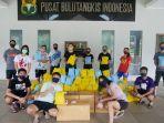 pebulutangkis-pelatnas-cipayung-sumbang-sembako-ke-masyarakat-terdampak-covid-19.jpg
