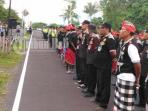 pecalang-ikut-membantu-polisi-mengamankan-takbir-keliling_20160706_020954.jpg