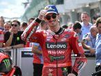 pecco-bagnaia-di-parc-ferme-motogp-malaysia-2023.jpg
