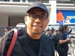 pecinta-basket-indonesia-yosi-saat-diwawancarai-di-area-indonesia-arena.jpg