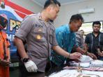 pedagang-batagor-keliling-di-kebumen-inisial-wj-58jpg.jpg