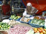 pedagang-bawang-putih-di-pasar-kebayoran-lama_20230717_222901.jpg