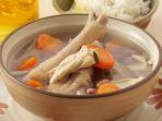 pedagang-bongkar-cara-masak-sup-ayam-yang-kaldunya-gurih.jpg