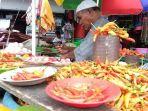 pedagang-cabai-di-pasar-mardika-kota-ambon.jpg