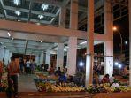 pedagang-di-pasar-mama-mama.jpg