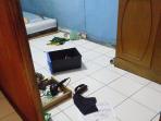 pedagang-nasi-ditodong-senjata_20160227_135406.jpg
