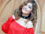 pedangdut-irma-darmawangsa_20180514_113426.jpg