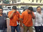 pegawai-leasing-ditangkap-polisi_20160803_192623.jpg<pf>lexus-yang-disita-leasing_20160803_195313.jpg