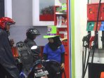 pegawai-spbu-peringati-hut-pertamina-ke-58_20151211_133825.jpg
