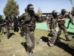 pejuang-dari-brigade-ezzedine-al-qassam-hamas_20231018_212945.jpg