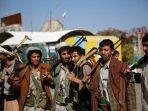 pejuang-houthi-__.jpg