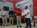 pekerja-otomotif-apresiasi-mensos.jpg